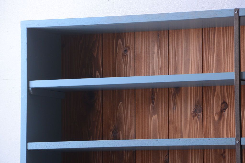 アンティーク家具　アンティーク　店舗什器におすすめ!大きなペイント陳列棚(収納棚)(2)