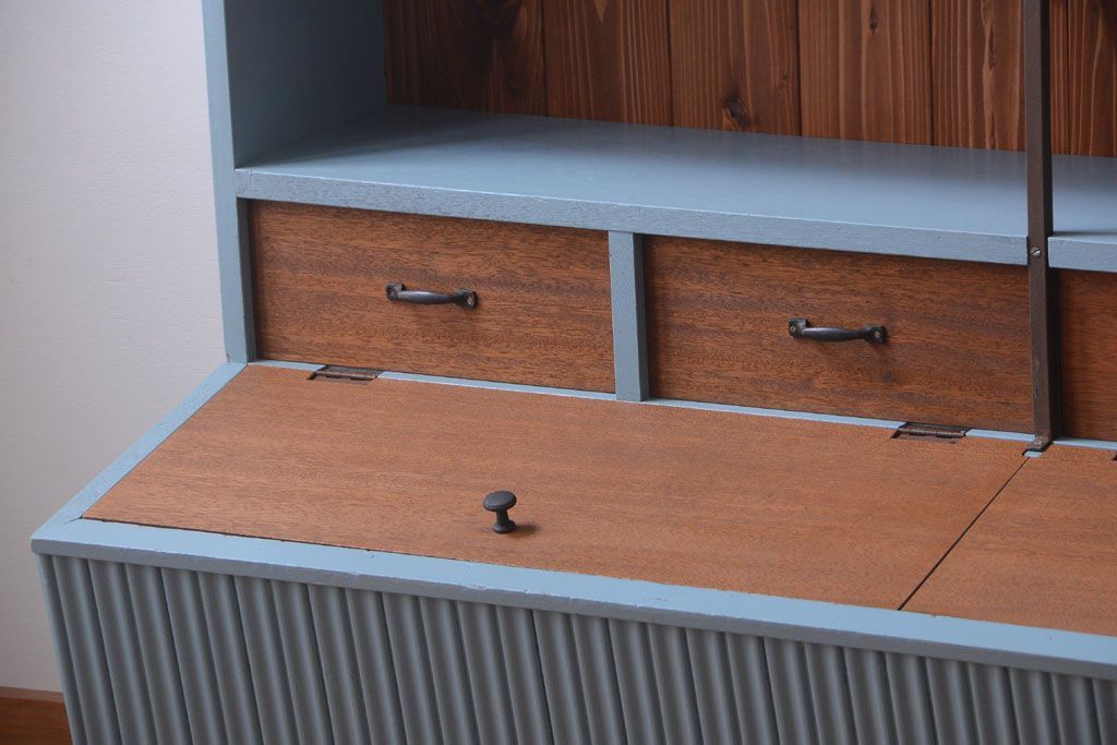 アンティーク家具　アンティーク　店舗什器におすすめ!大きなペイント陳列棚(収納棚)(2)