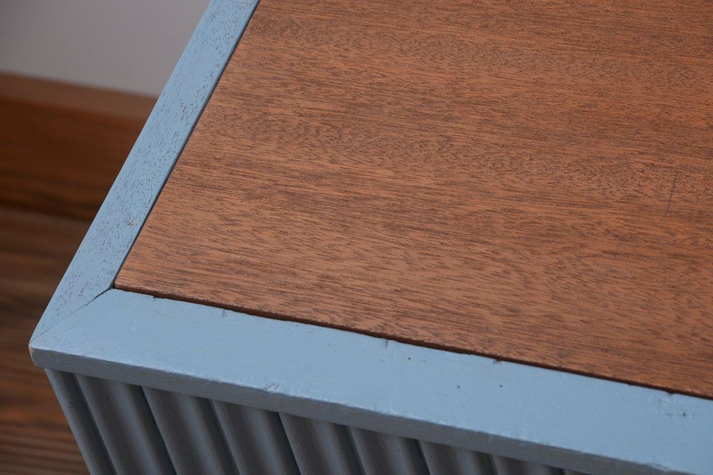 アンティーク家具　アンティーク　店舗什器におすすめ!大きなペイント陳列棚(収納棚)(2)