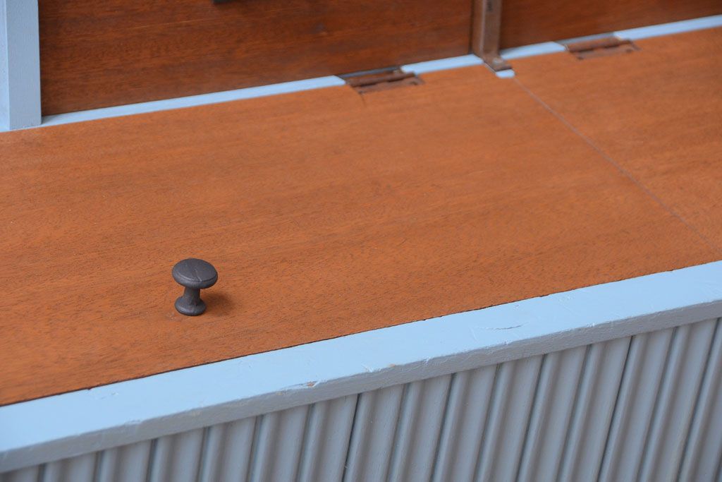 アンティーク家具　アンティーク　店舗什器におすすめ!大きなペイント陳列棚(収納棚)(2)