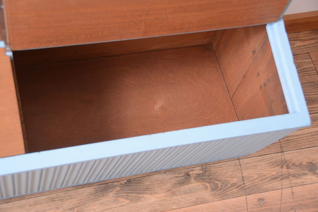 アンティーク家具　アンティーク　店舗什器におすすめ!大きなペイント陳列棚(収納棚)(2)