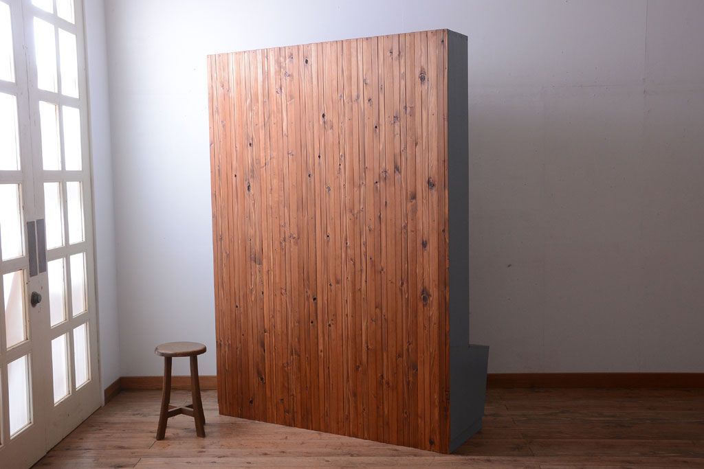 アンティーク家具　アンティーク　店舗什器におすすめ!大きなペイント陳列棚(収納棚)(2)