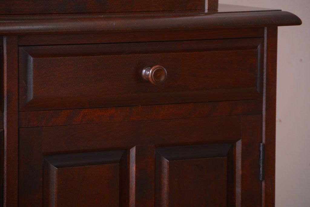 中古　北海道民芸家具　大きな食器棚(カップボード)