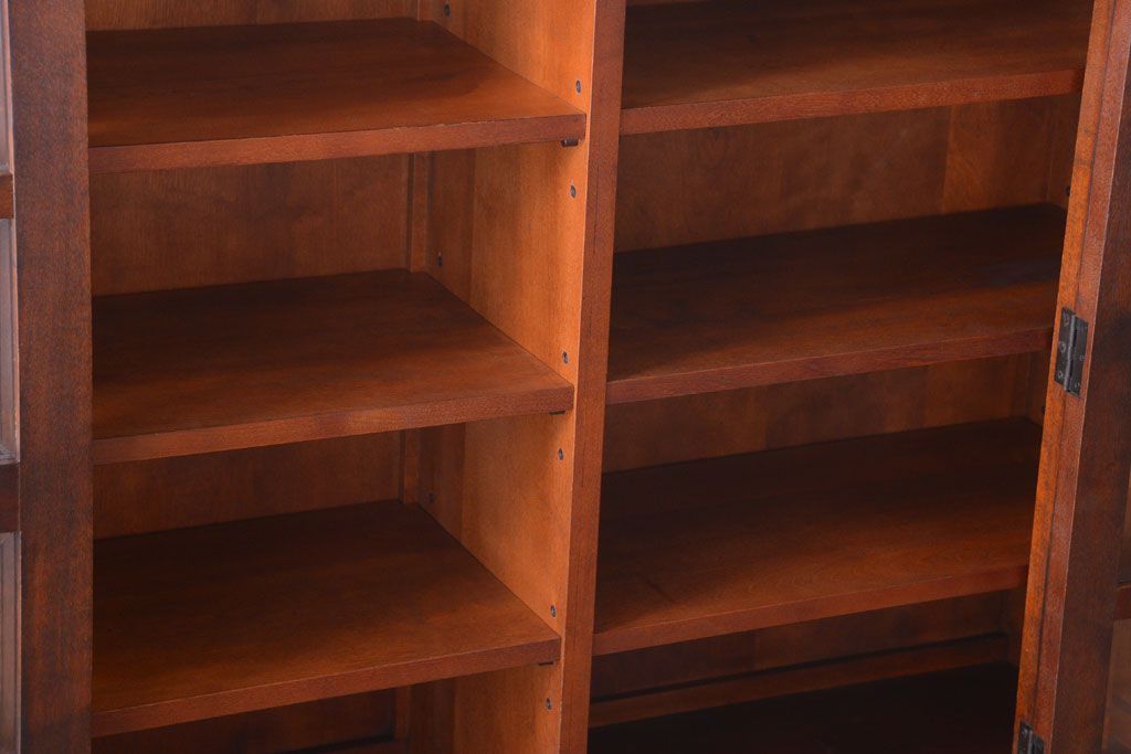 中古　北海道民芸家具　大きな食器棚(カップボード)