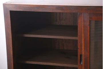 アンティーク家具　和製アンティーク　モールガラス入り!古い木製のシンプルな収納棚