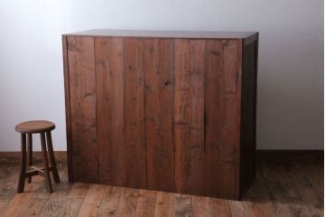 アンティーク家具　和製アンティーク　モールガラス入り!古い木製のシンプルな収納棚