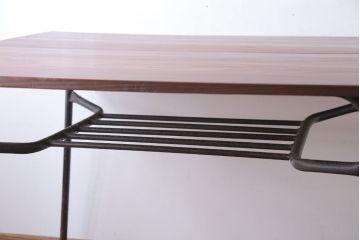 アンティーク家具　アンティーク　天板無垢板の鉄脚テーブル(机・デスク)