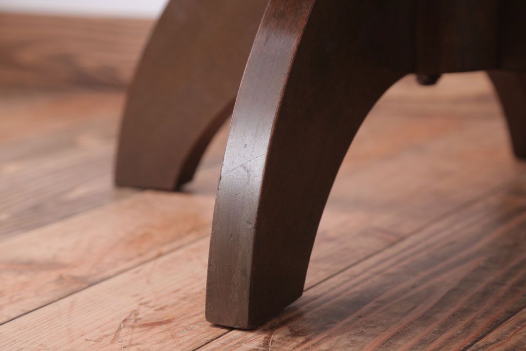 アンティーク家具　和製アンティーク　古い木製のアーム付き回転椅子