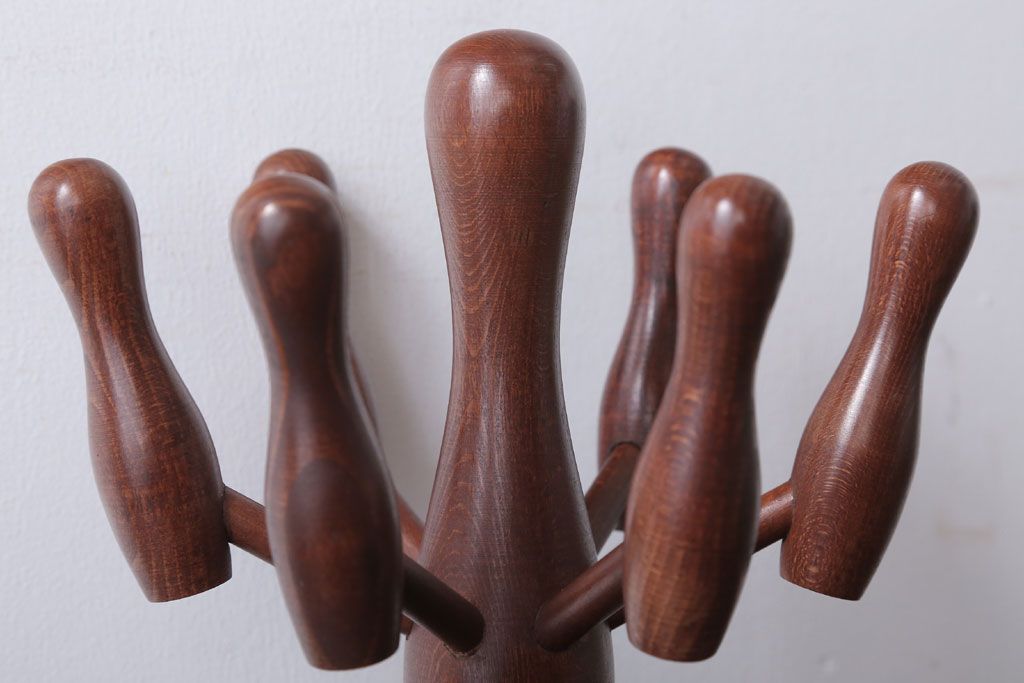 アンティーク雑貨　ビンテージ　古い木のレトロなスリッパラック