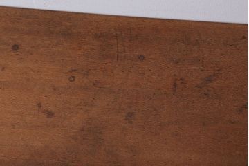 アンティーク家具　アンティーク　古い木のシンプルなサイドテーブル