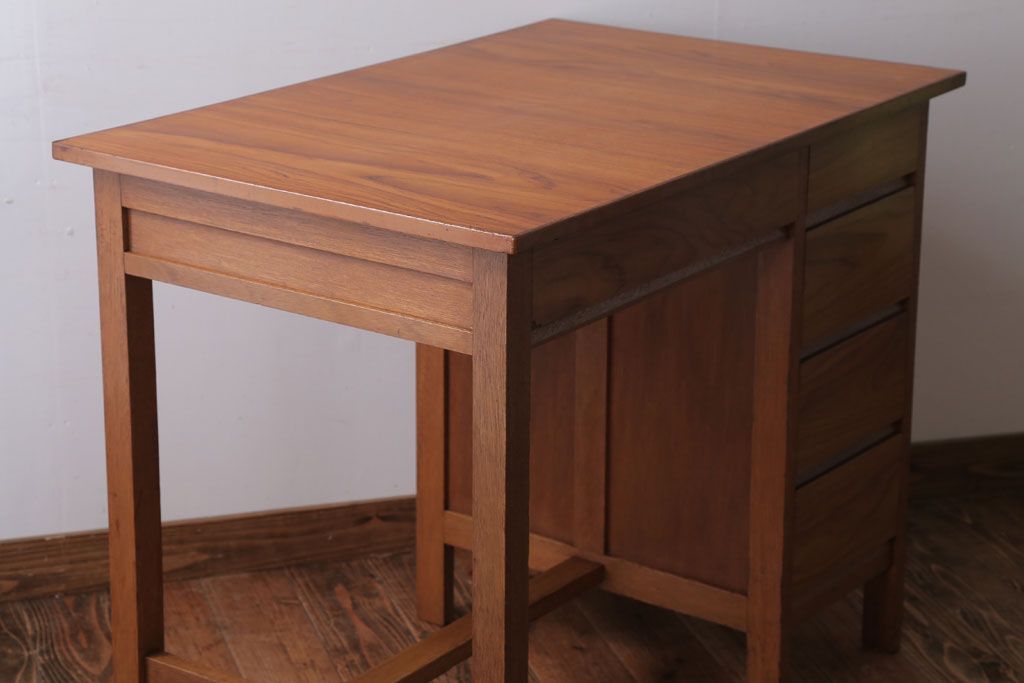 アンティーク家具　アンティーク　シンプルな古い木の片袖机(デスク)