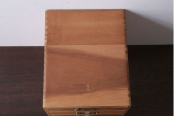 アンティーク家具　和製アンティーク　ネームプレート付き!小さな小引き出し