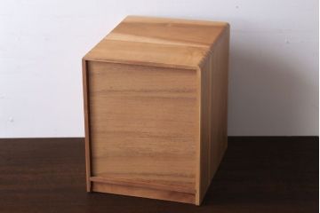 アンティーク家具　和製アンティーク　ネームプレート付き!小さな小引き出し