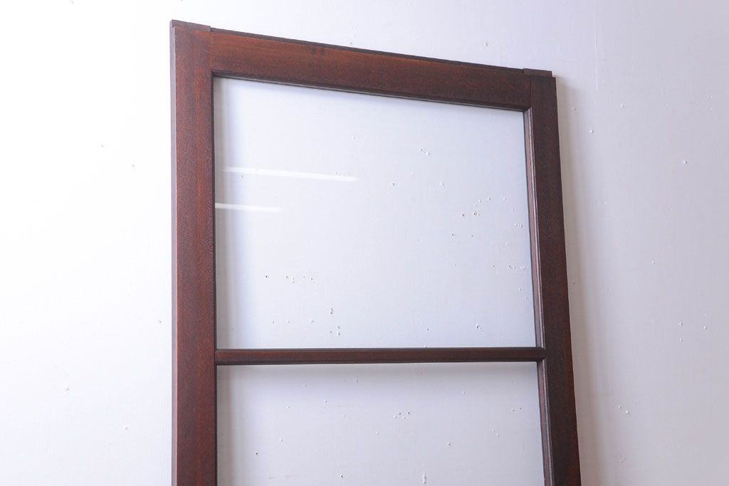 和製アンティーク　古い木製のシンプルな引き戸