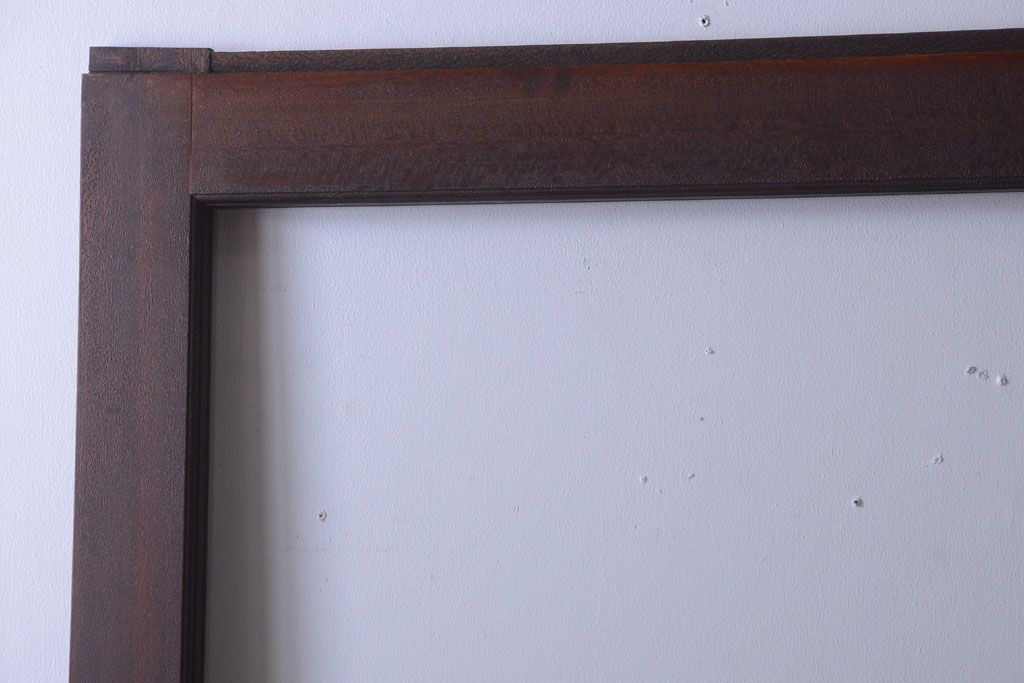 和製アンティーク　古い木製のシンプルな引き戸