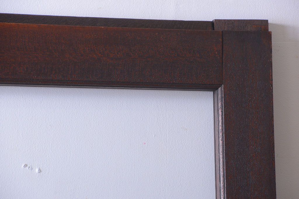 和製アンティーク　古い木製のシンプルな引き戸