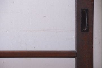 和製アンティーク　古い木製のシンプルな引き戸