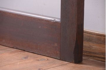 和製アンティーク　古い木製のシンプルな引き戸