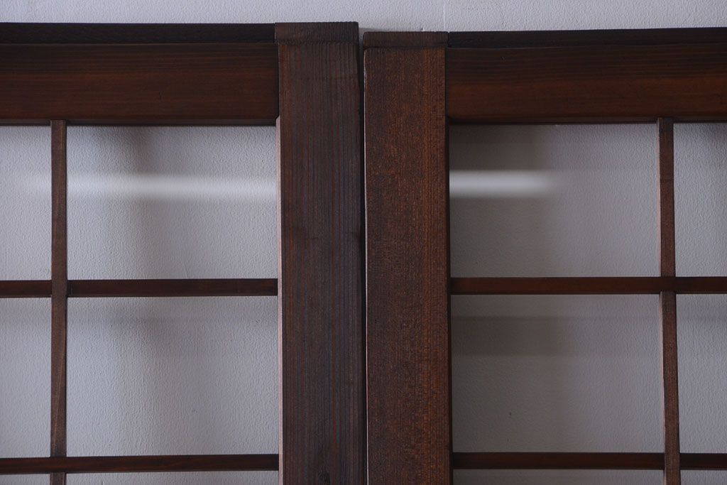 古民具・骨董　古い木のアンティーク升目格子ガラス戸