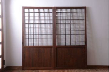 古民具・骨董　古い木のアンティーク升目格子ガラス戸