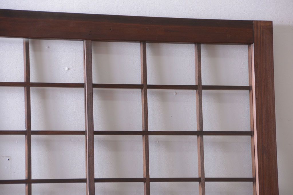 古民具・骨董　古い木のアンティーク升目格子ガラス戸