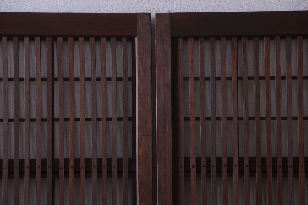 古民具・骨董　腰板欅材!アンティーク格子戸2枚セット