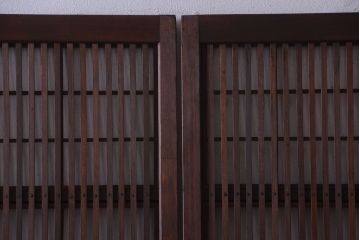 古民具・骨董　腰板欅材!アンティーク格子戸2枚セット