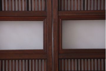 古民具・骨董　腰板欅材!アンティーク格子戸2枚セット