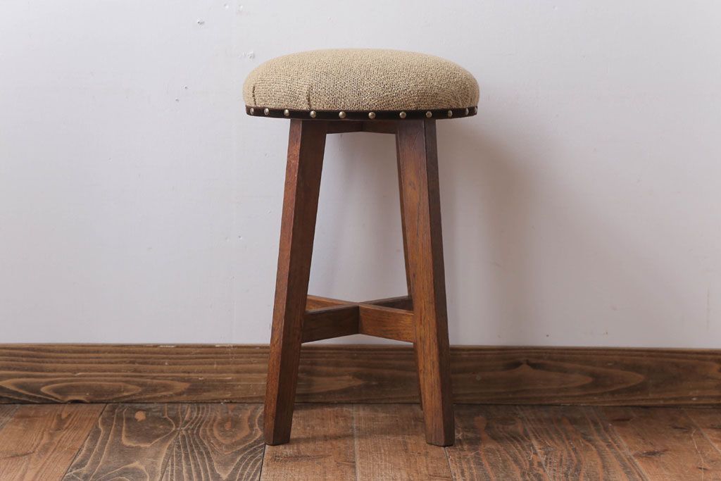 レトロ家具　和製アンティーク　古い木のレトロなクッション座面スツール(2)