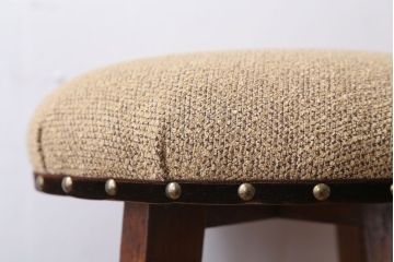 レトロ家具　和製アンティーク　古い木のレトロなクッション座面スツール(2)