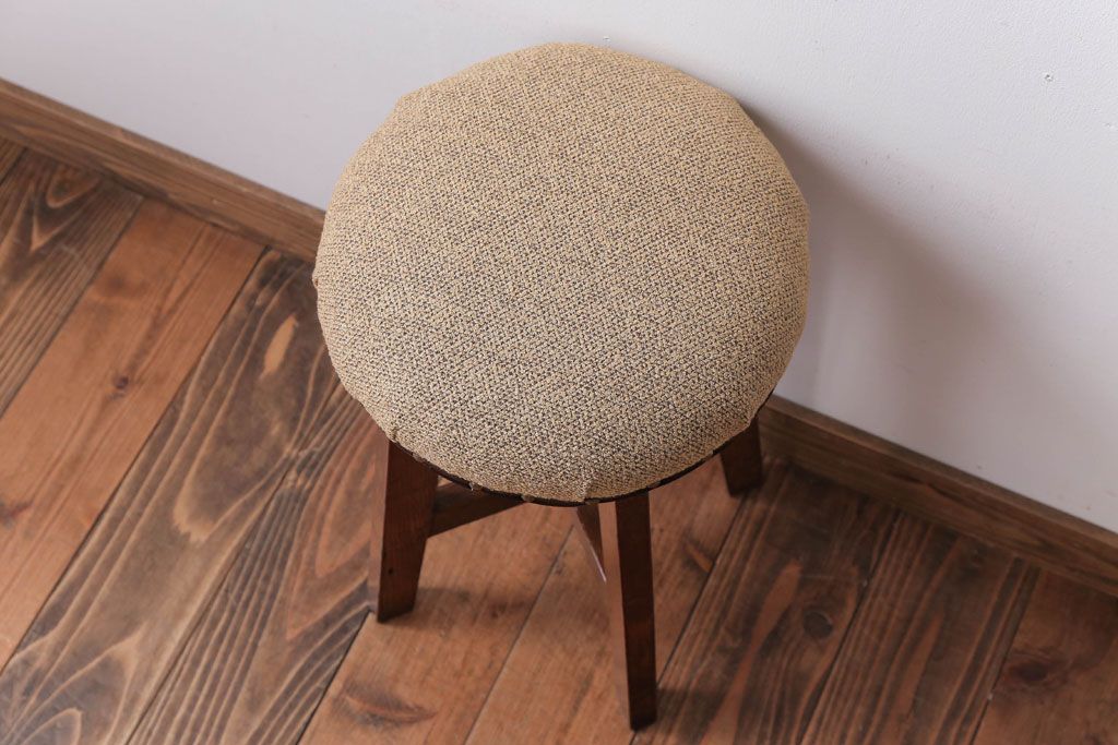 レトロ家具　和製アンティーク　古い木のレトロなクッション座面スツール(3)