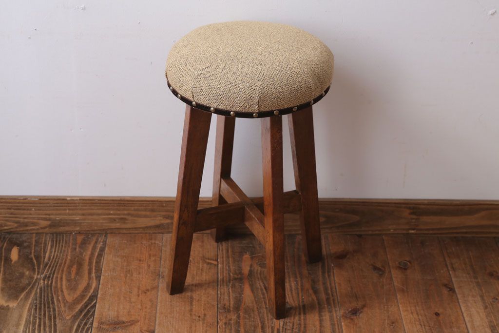 レトロ家具　和製アンティーク　古い木のレトロなクッション座面スツール(3)