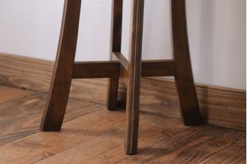 アンティーク家具　アンティーク　古い木のシンプルな丸スツール(1)