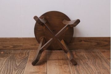 アンティーク家具　アンティーク　古い木のシンプルな丸スツール(1)