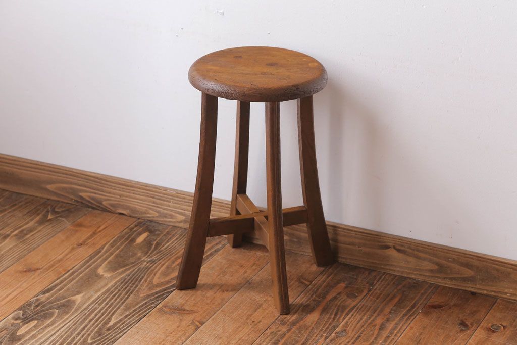 アンティーク家具　アンティーク　古い木のシンプルな丸スツール(2)