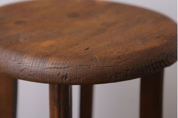 アンティーク家具　アンティーク　古い木のシンプルな丸スツール(2)