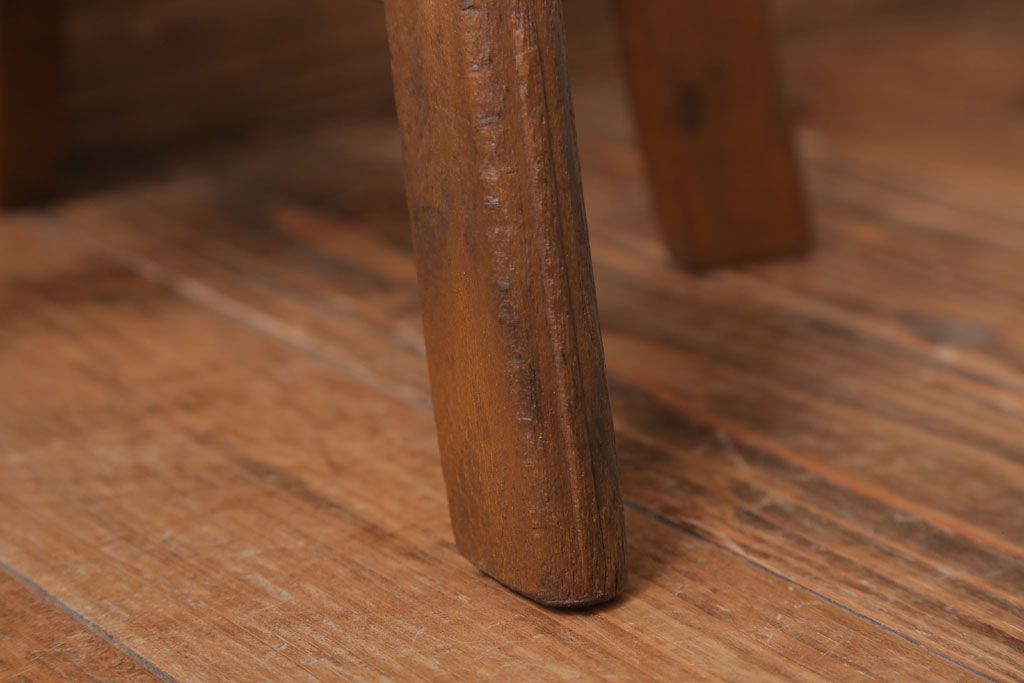 アンティーク家具　アンティーク　古い木のシンプルな丸スツール(2)