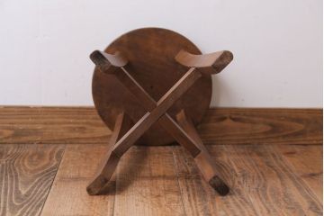 アンティーク家具　アンティーク　古い木のシンプルな丸スツール(2)