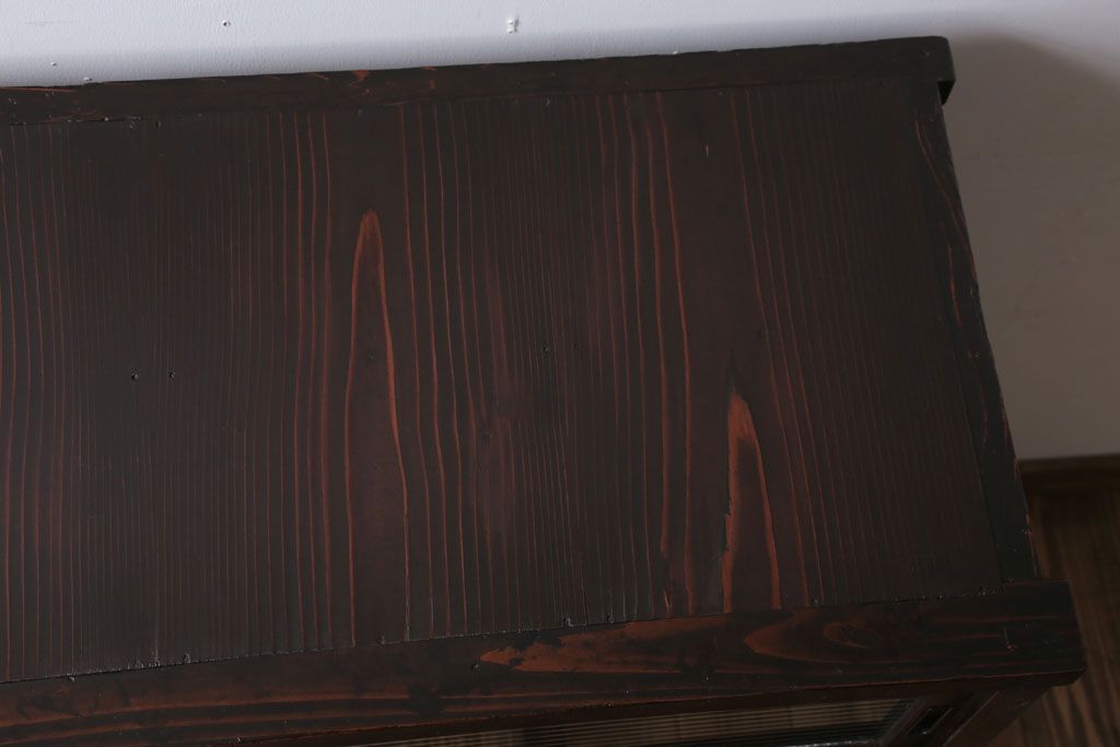 アンティーク家具　和製アンティーク　モールガラス引き戸の木製収納棚