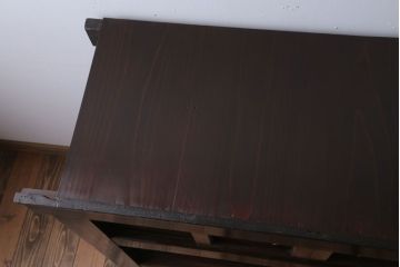 アンティーク家具　古民具・骨董　横桟引き戸のアンティーク脚付き水屋箪笥(収納棚)