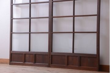 和製アンティーク　レトロな古い木のガラス戸2枚セット