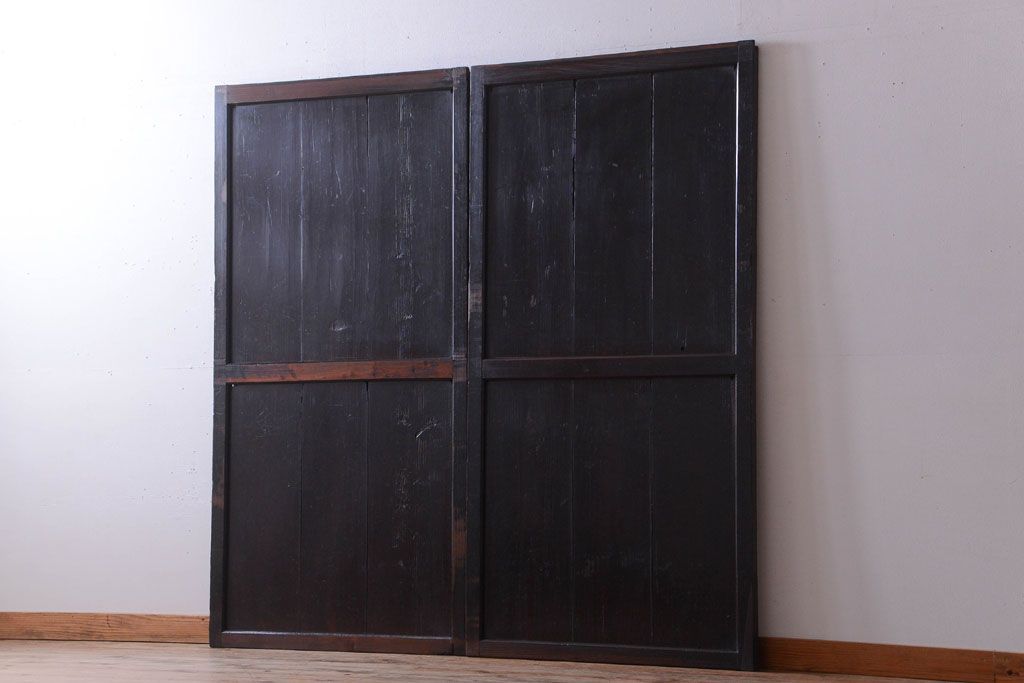 古民具・骨董　古い木製のアンティーク帯戸2枚セット