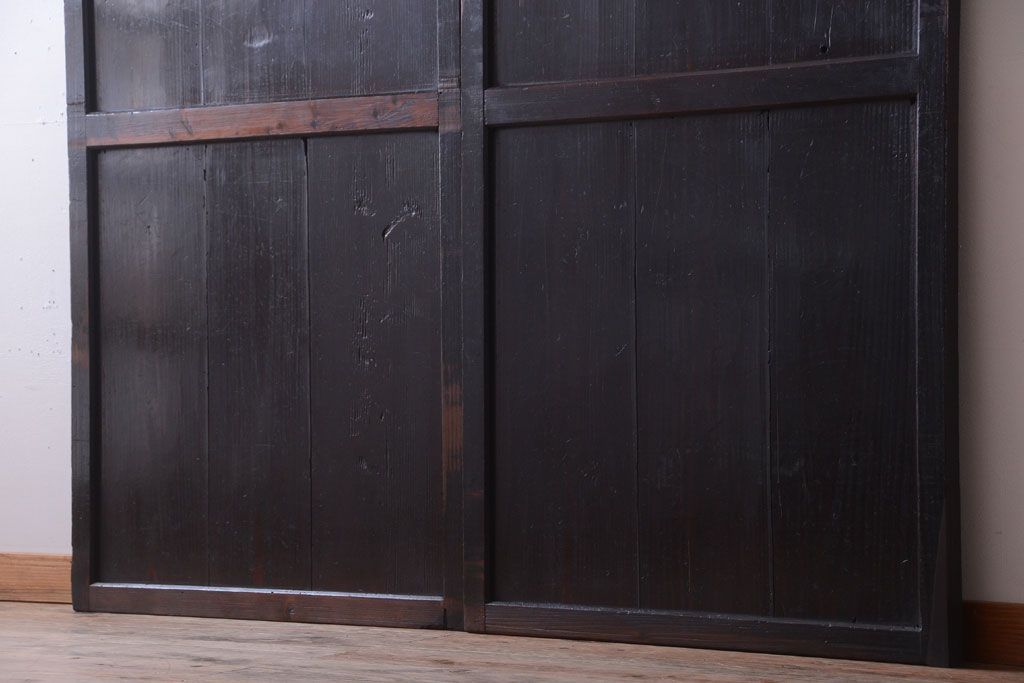 古民具・骨董　古い木製のアンティーク帯戸2枚セット