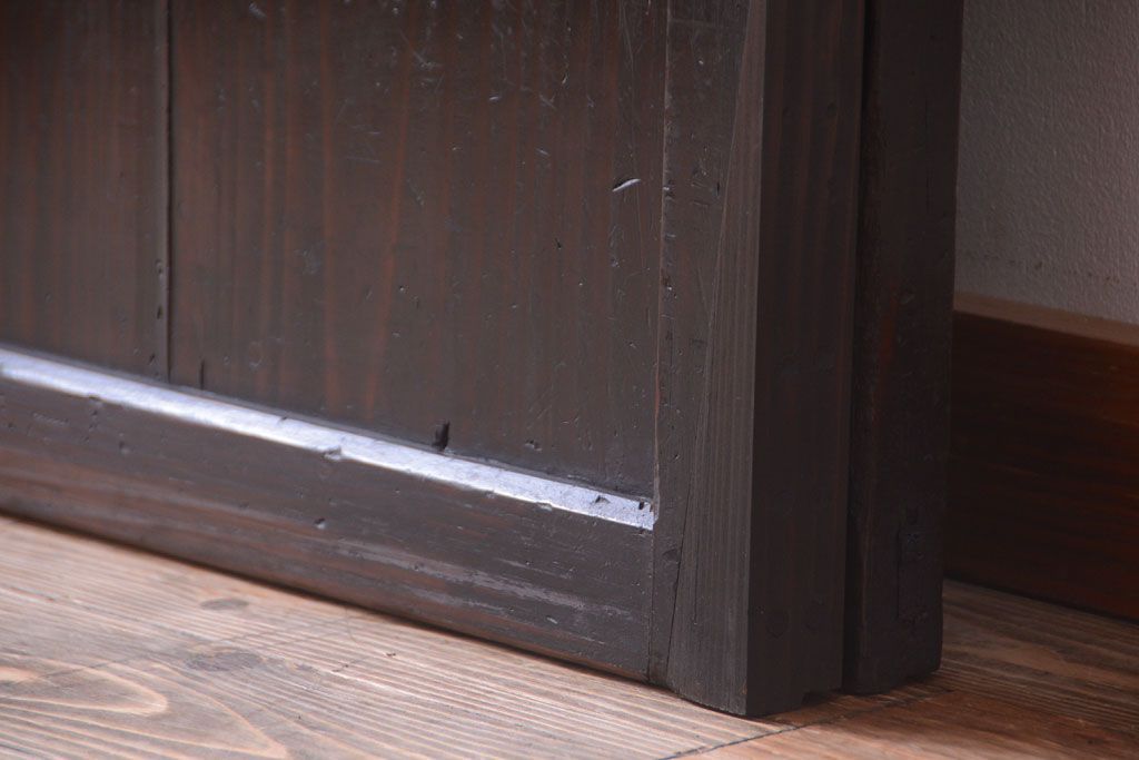 古民具・骨董　古い木製のアンティーク帯戸2枚セット