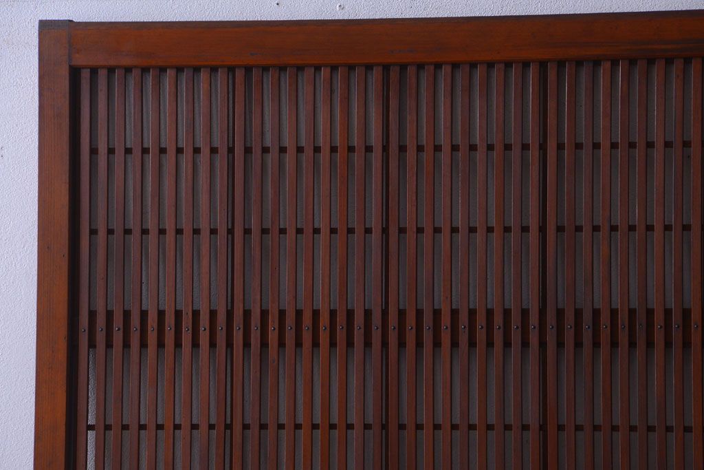 アンティーク　レトロな古い木の格子戸2枚セット