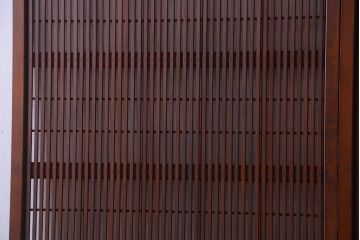 アンティーク　レトロな古い木の格子戸2枚セット