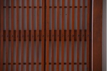 アンティーク　レトロな古い木の格子戸2枚セット