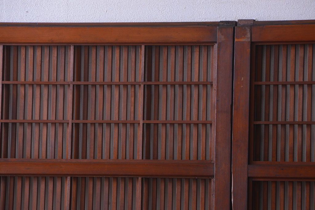 アンティーク　レトロな古い木の格子戸2枚セット