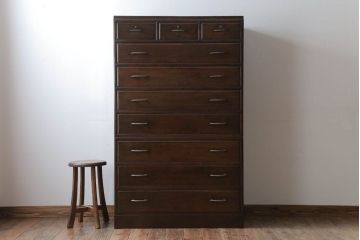 アンティーク家具　アンティーク　シンプルで上品な古い木の2段重ねチェスト