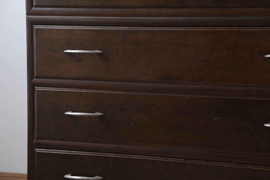 アンティーク家具　アンティーク　シンプルで上品な古い木の2段重ねチェスト